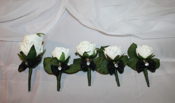 Anstecker Hochzeit schwarz weiß